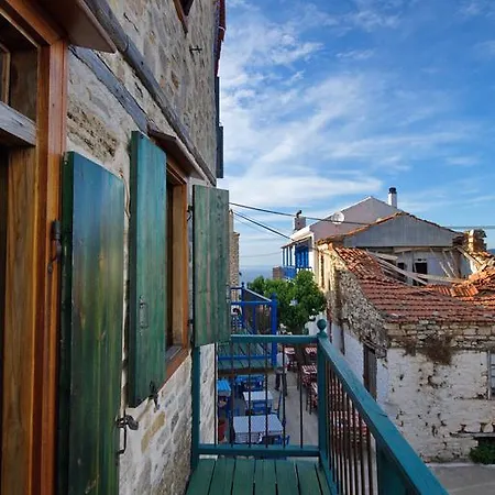 Apartment Theodora's Alonnisos Town